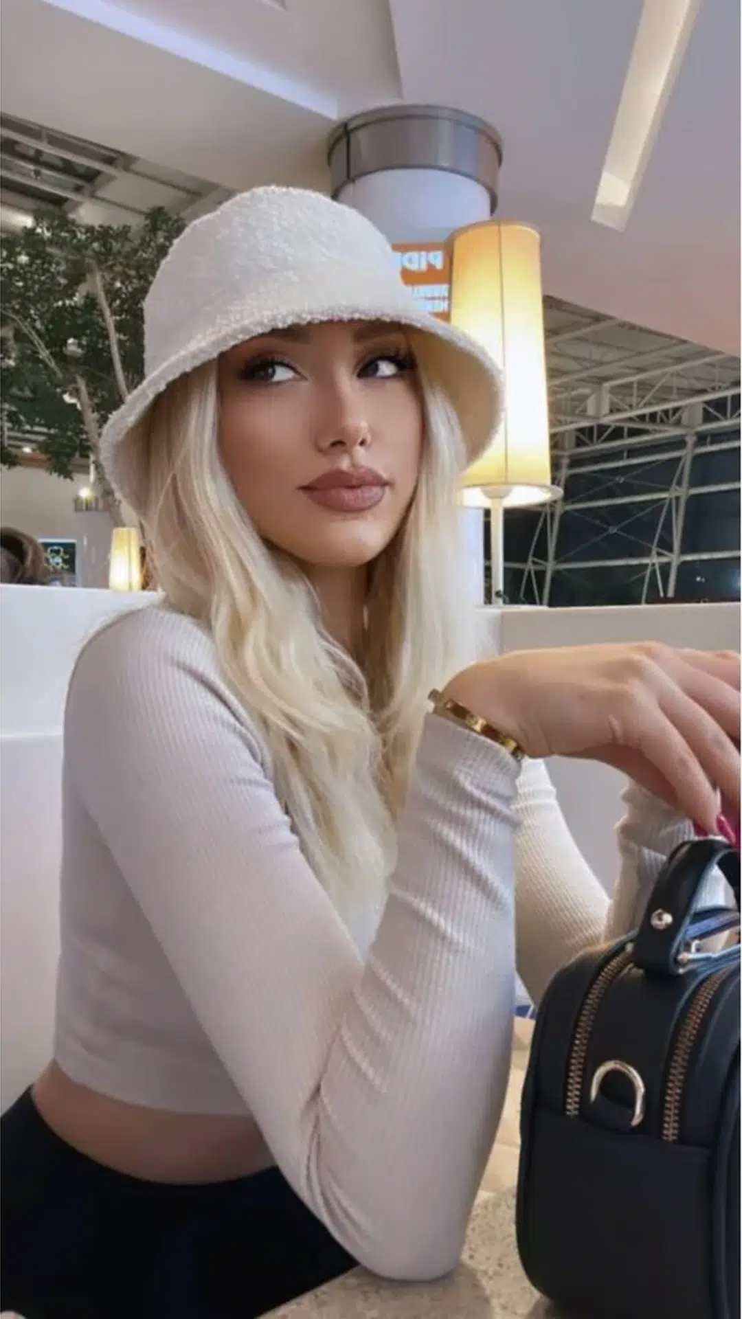 Ankara escort makalesi için kütüphane görseli 22, esc kutuphane